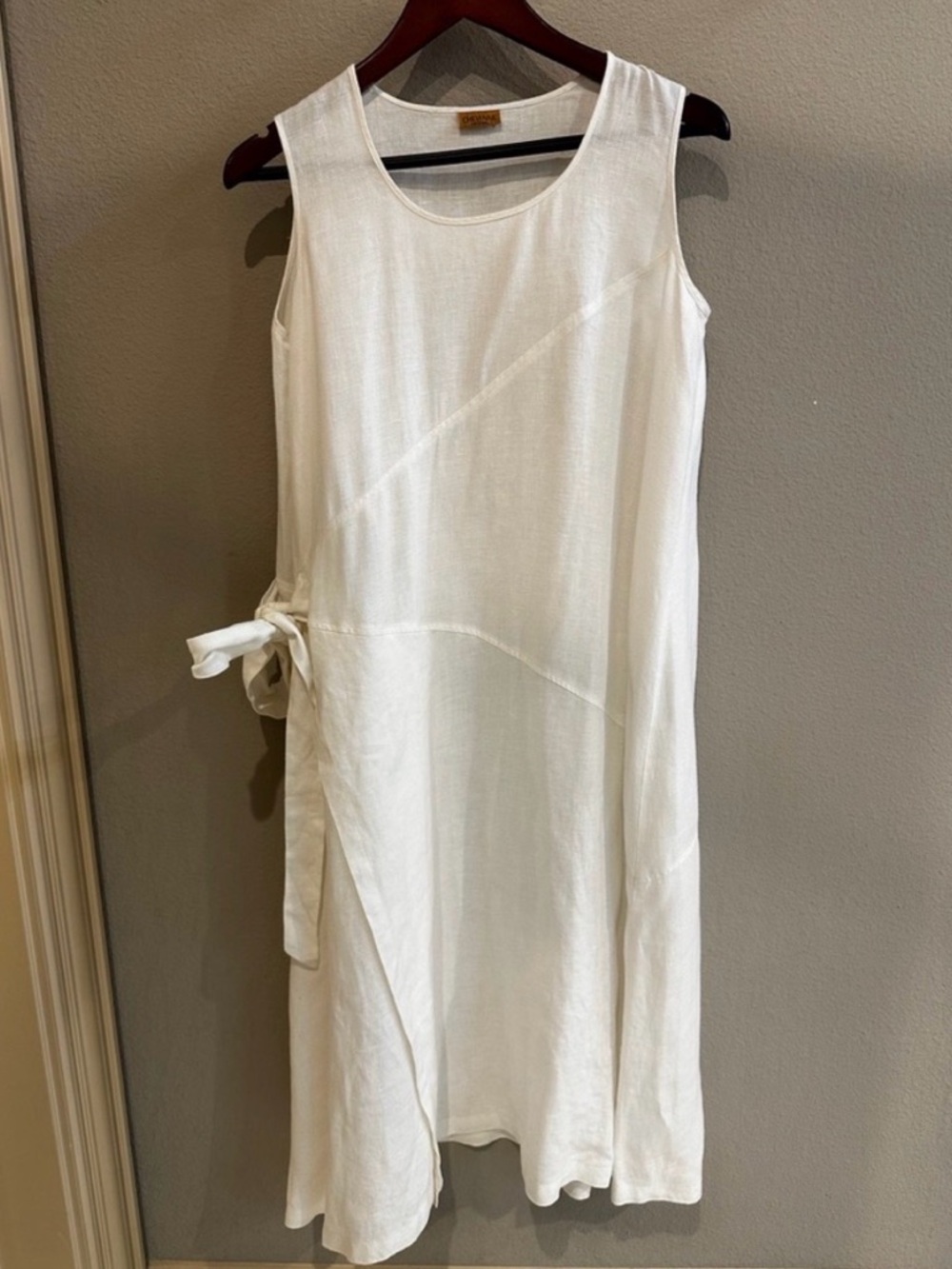 Cheyenne | L | White linen wrap dress midi wrap dress